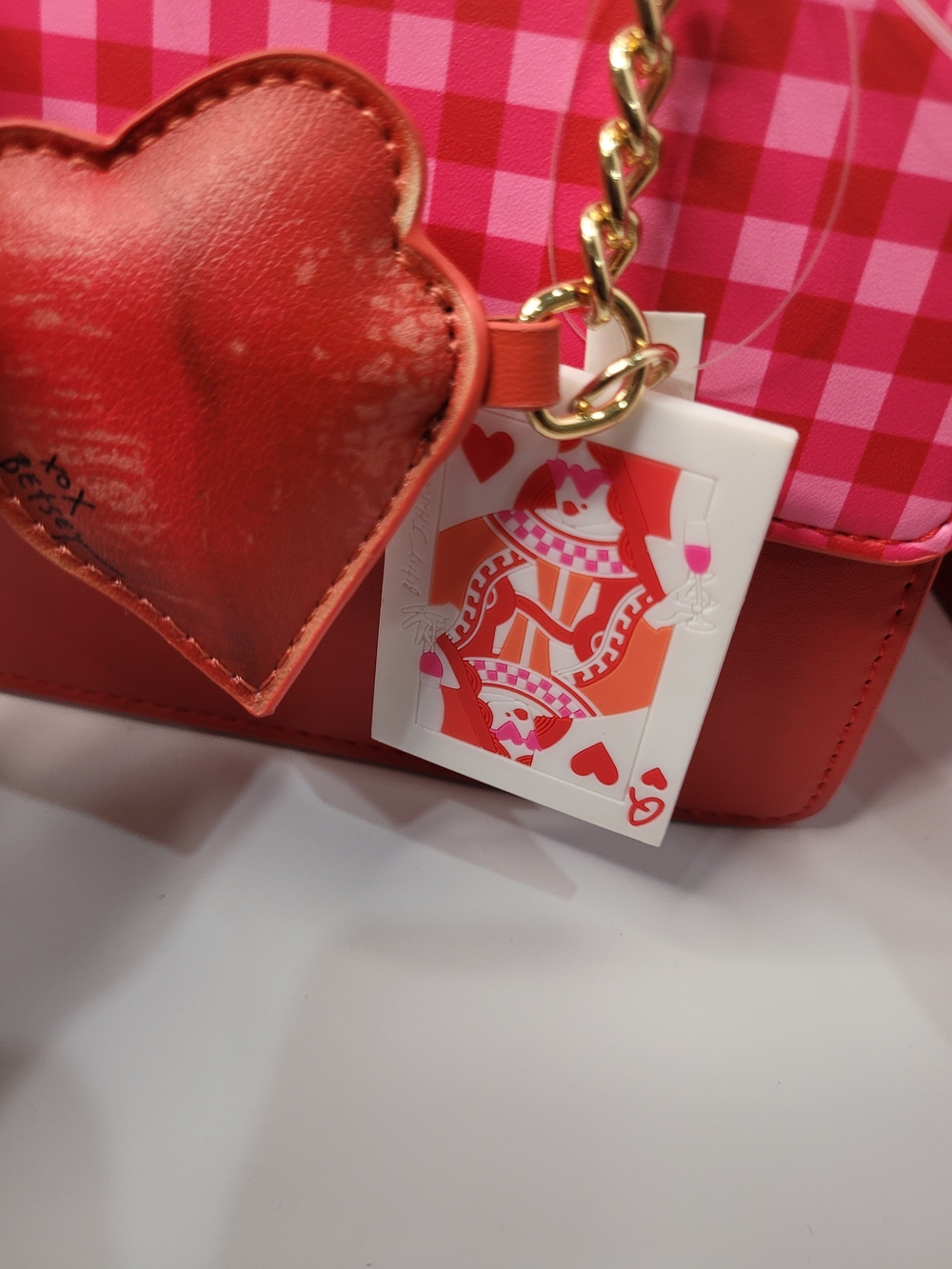 👉✨️Betsey Johnson Red/Pink Queen Of Hearts Gingham Top-Handle Crossbody Bag - Picture 2 of 5